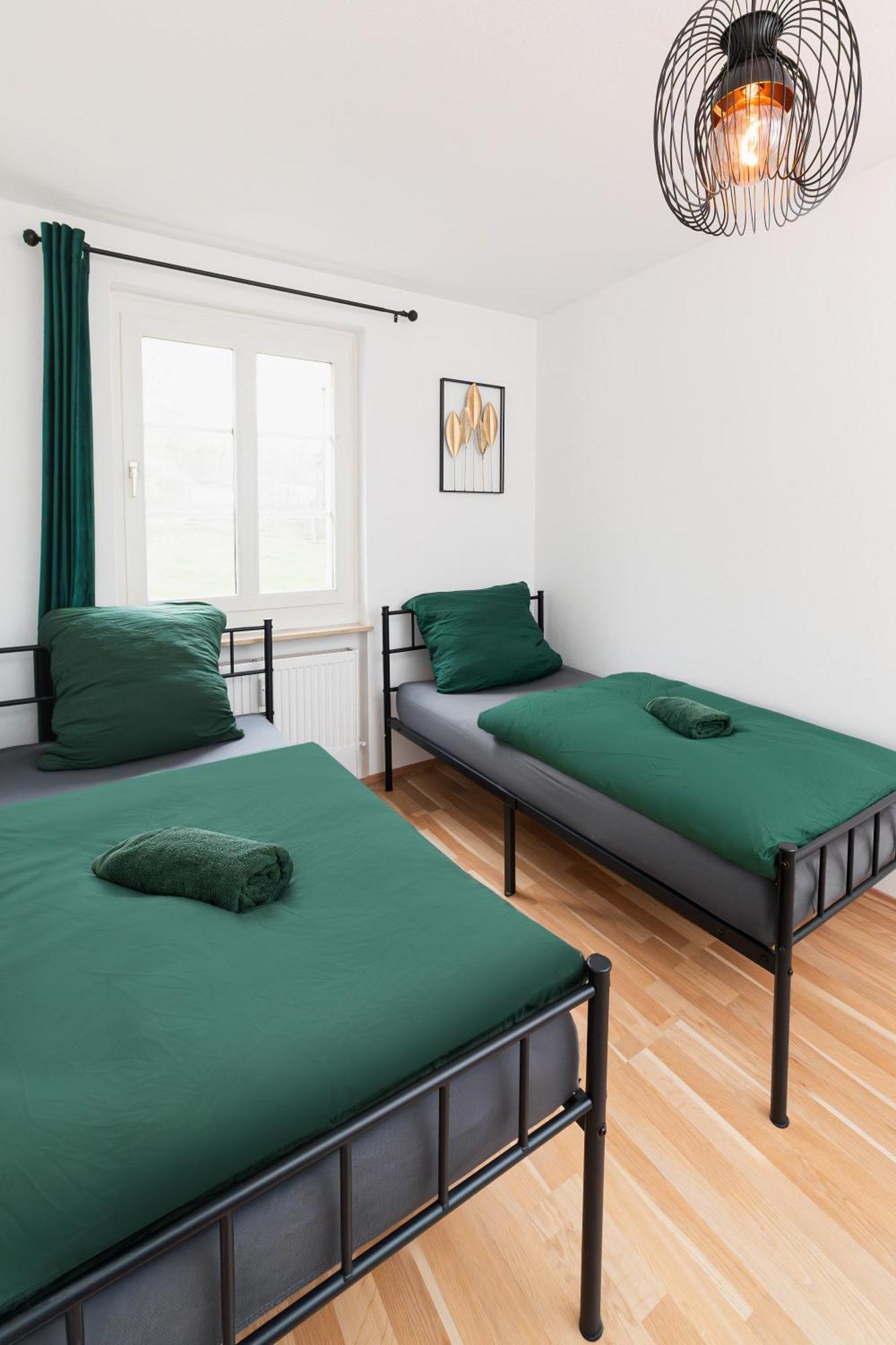 Smart Home - Wuppertal - Perfect For 6 Guests - Central - Netflix - Schwebebahn - Free Parking Zone Zewnętrze zdjęcie